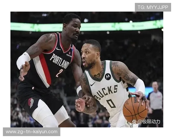 利拉德中线LOGO区域连续三投命中 利拉德中线LOGO区域连续三投命中