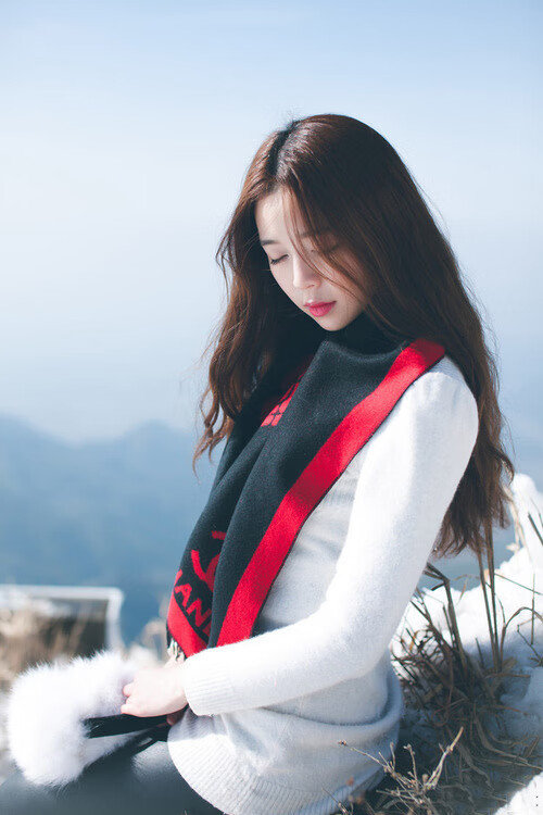 开云体育在线下载-英超球员社交媒体互动提升粉丝忠诚度研究，英超球队球迷