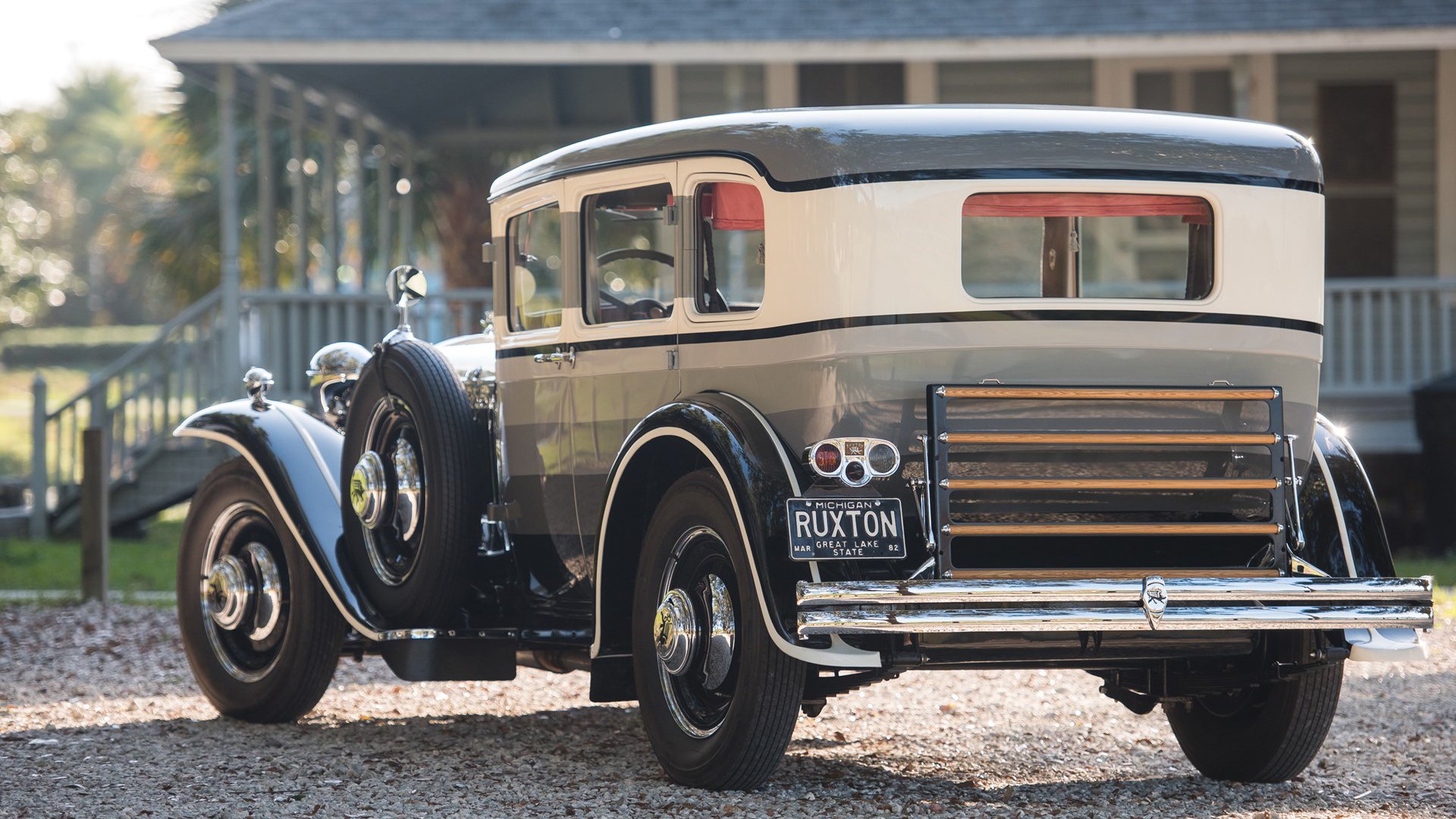 开云体育在线下载-布克单场五十加太阳教练战术奏效，布克续约太阳