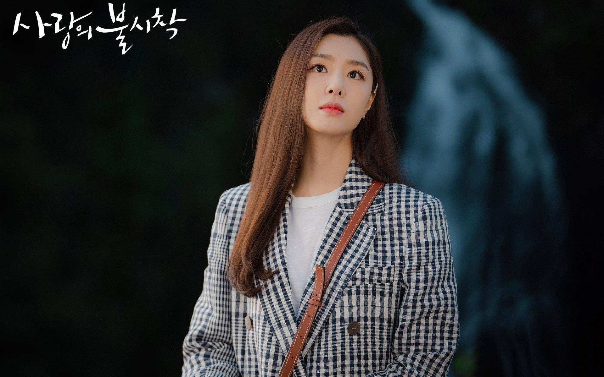 开云体育官网app-福特：随着比赛经验的积累，逐渐成全黑队必不可少的球员，福特黑武士汽车图片